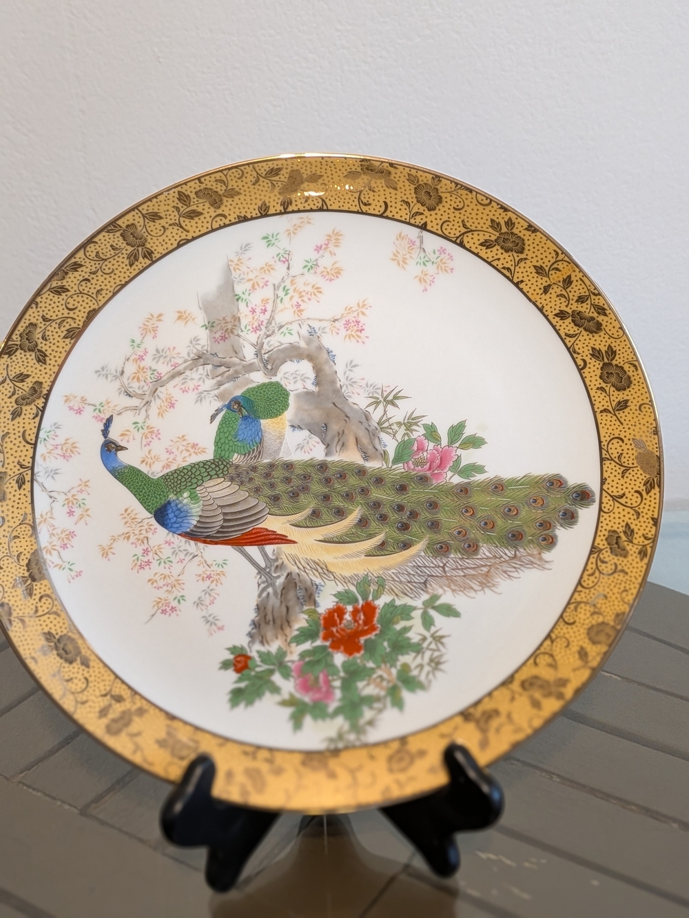 Decorative Japanese Peacock Porcelain Plate with Gold Border